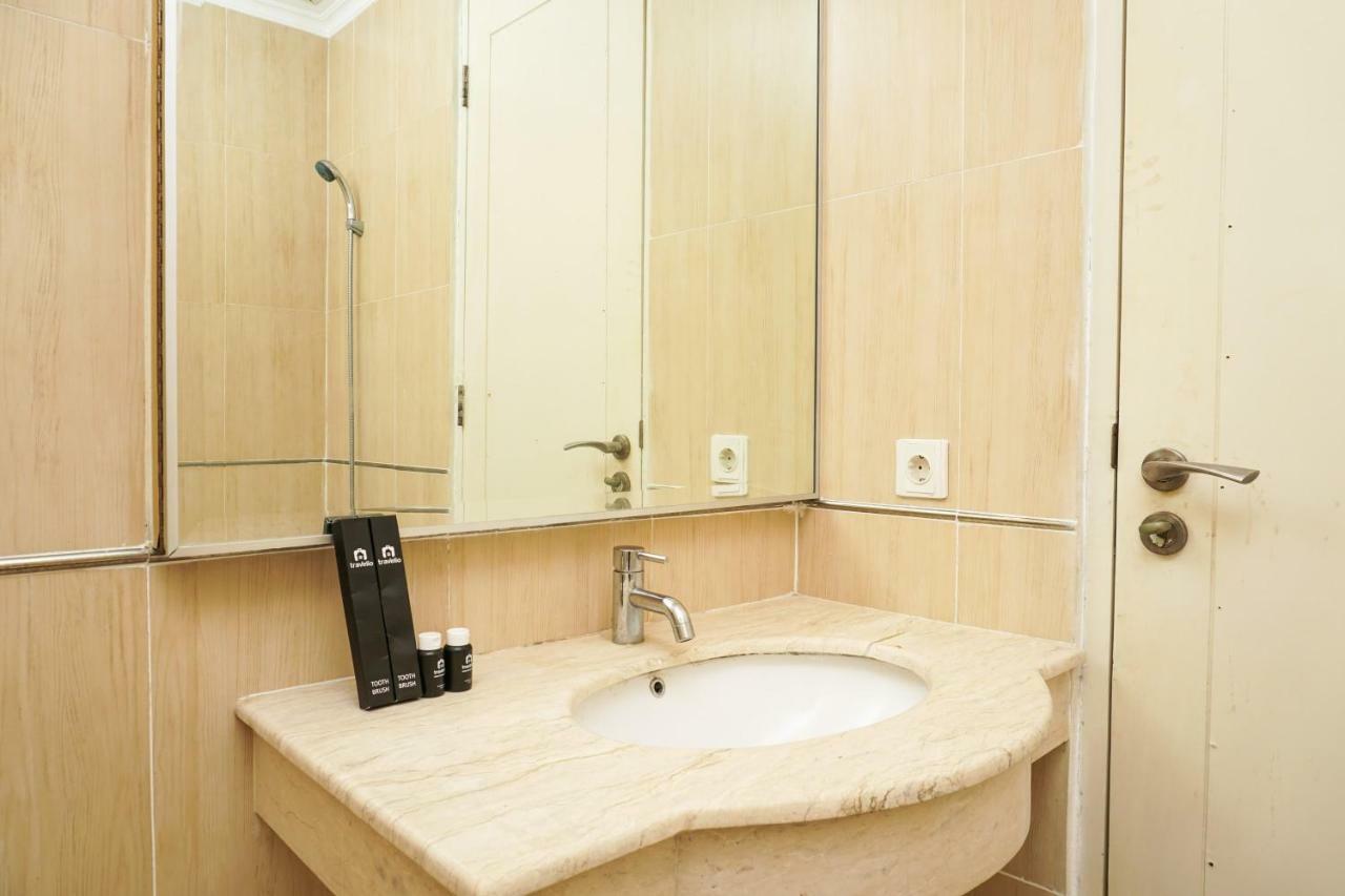Pangsapuri 92 m² dengan 3 bilik tidur dan 2 bilik mandi peribadi di Senayan Jakarta Luaran gambar